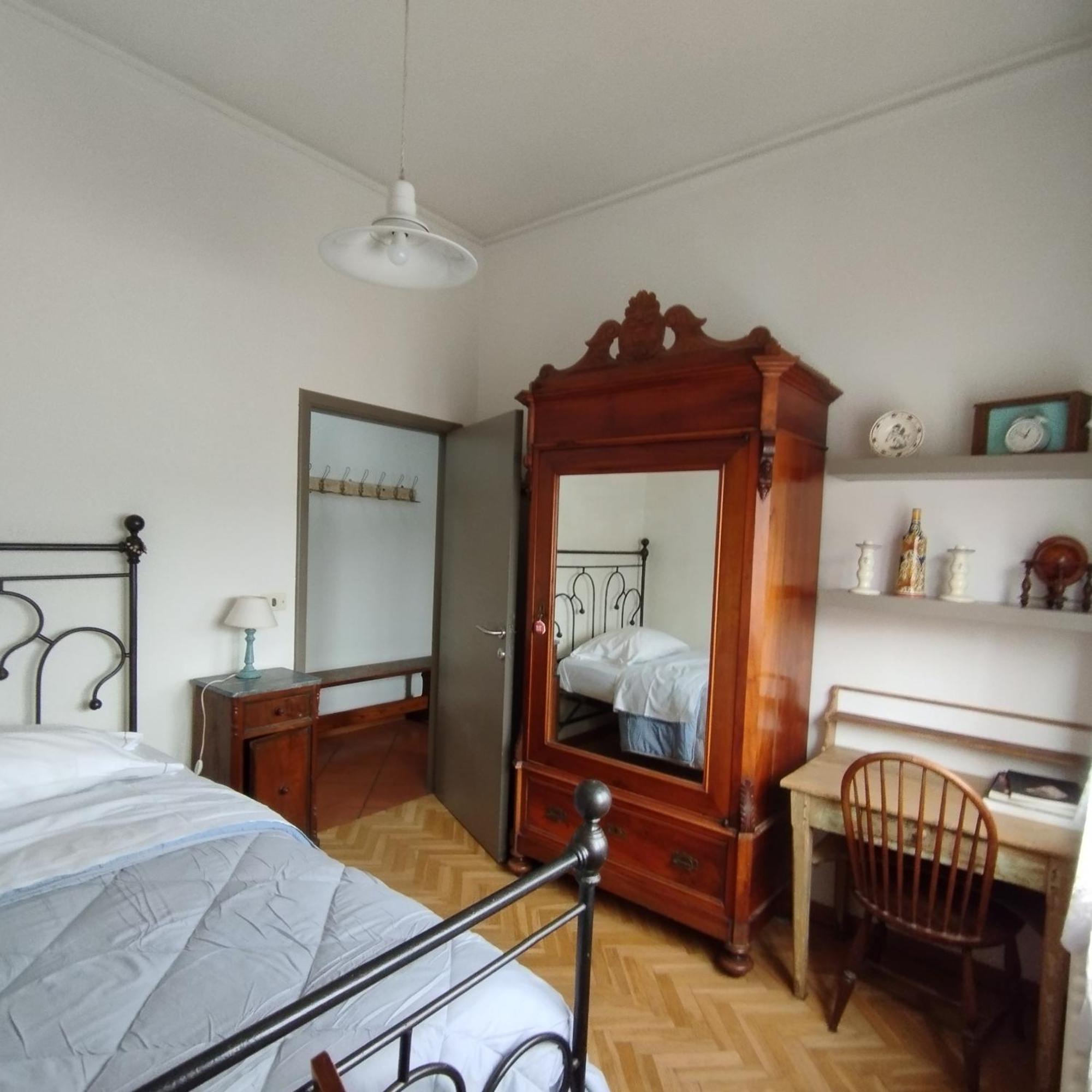 Casa Ugo Apartment ป็อปปี ภายนอก รูปภาพ